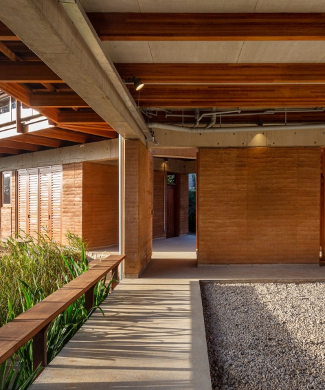 _D8A2272-Edit copyright manuel sa